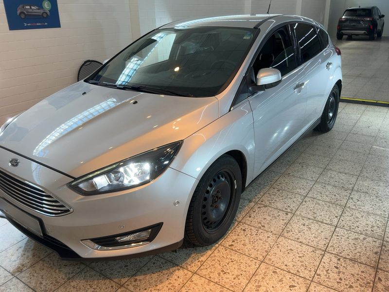 Ford Focus 1.5 TDCi — 1/8
