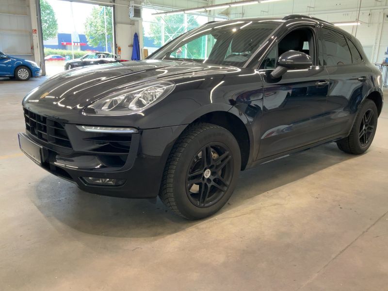 Porsche Macan S Diesel — 1/8