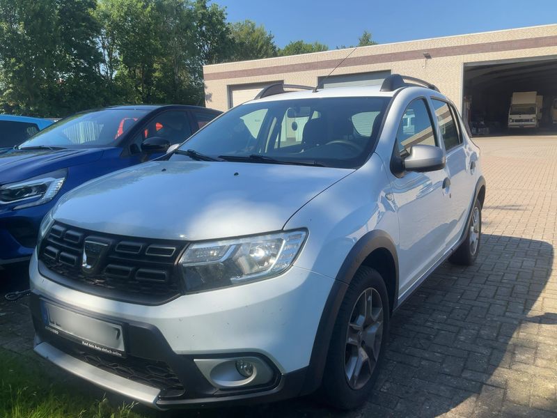 Dacia Sandero 0.9 TCe — фото 1