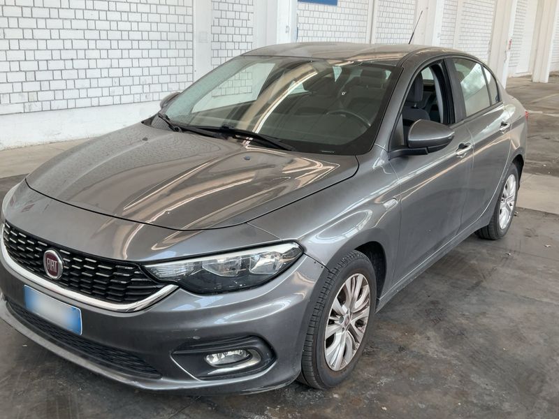 Fiat Tipo 1.4 — 1/8