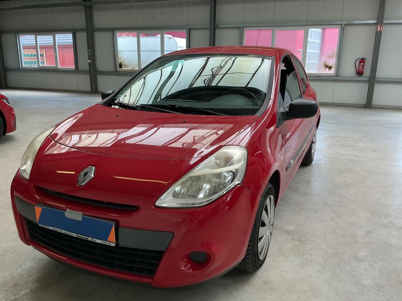 Renault Clio 1.2 — 1/8
