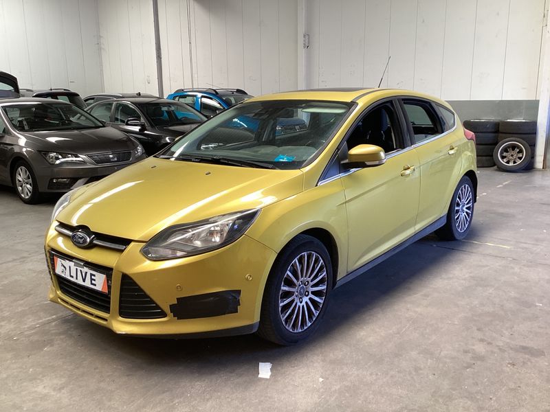 Ford Focus 1.6 EcoBoost — фото 1