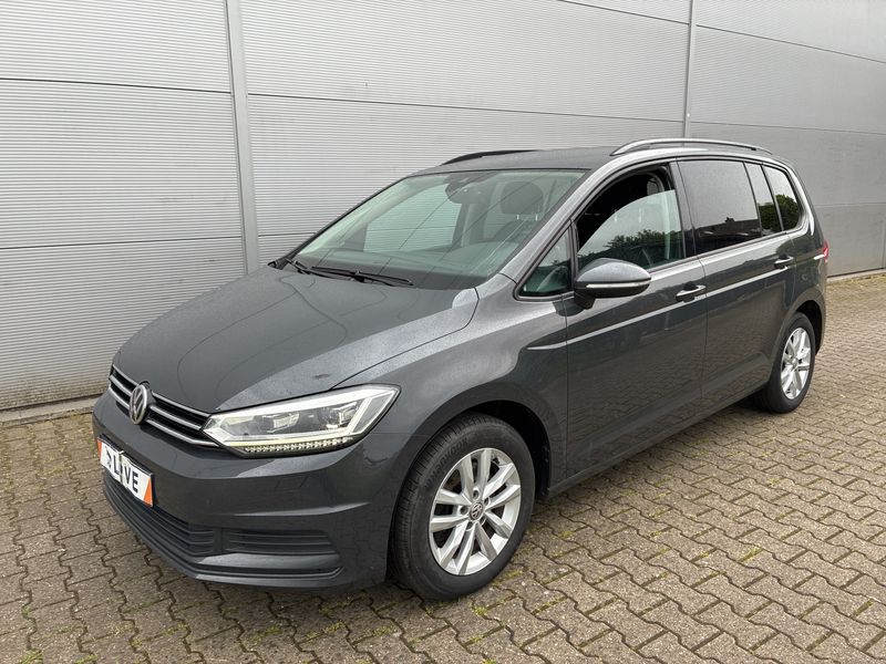 Volkswagen Touran 1.5 TSI ACT — 1/8