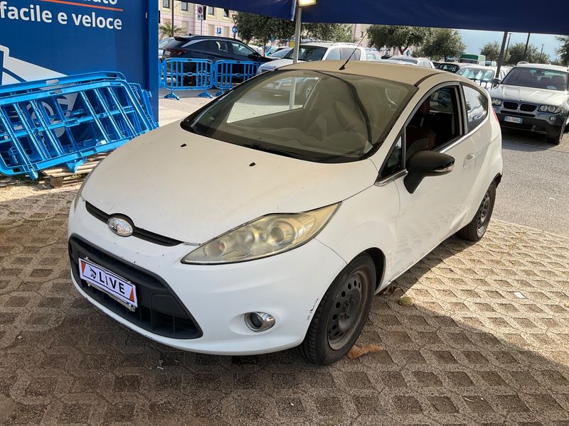 Ford Fiesta 1.6 TDCi — 1/8
