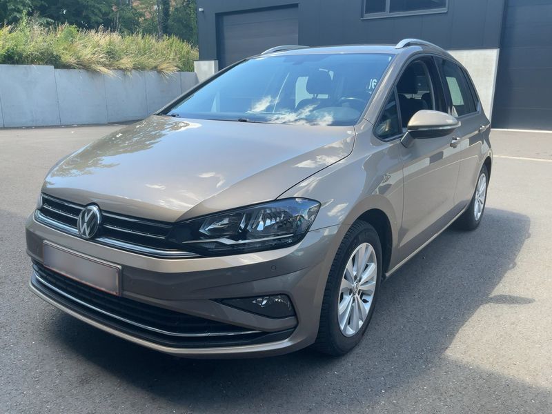 Volkswagen Golf VII Sportsvan 1.0 TSI — 1/8