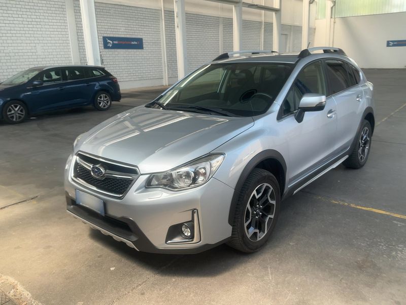 Subaru XV 2.0 — фото 1