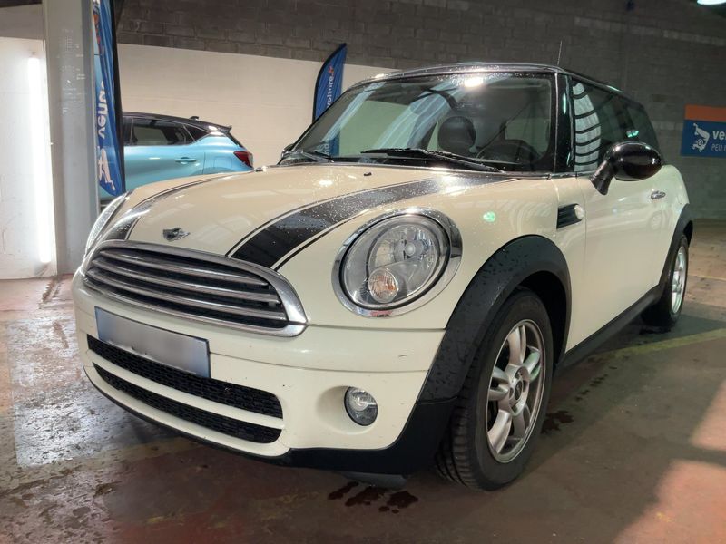 MINI MINI Cooper D — 1/8
