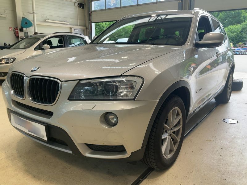 BMW X3 xDrive 20d — 1/8