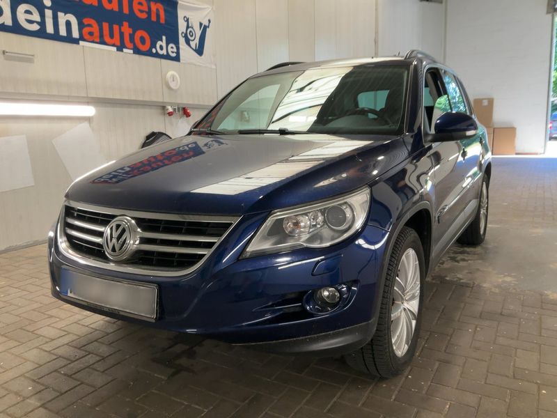 Volkswagen Tiguan 2.0 TSI — фото 1