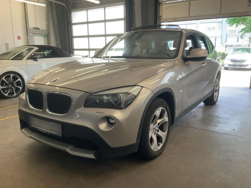 BMW X1 xDrive 25i — фото 1