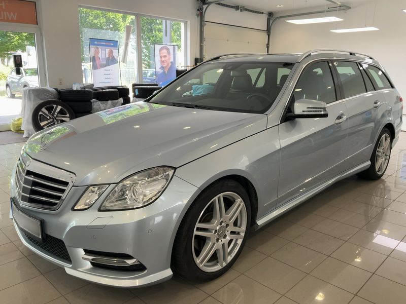Mercedes-Benz E-Klasse E 300 Hybrid — 1/8