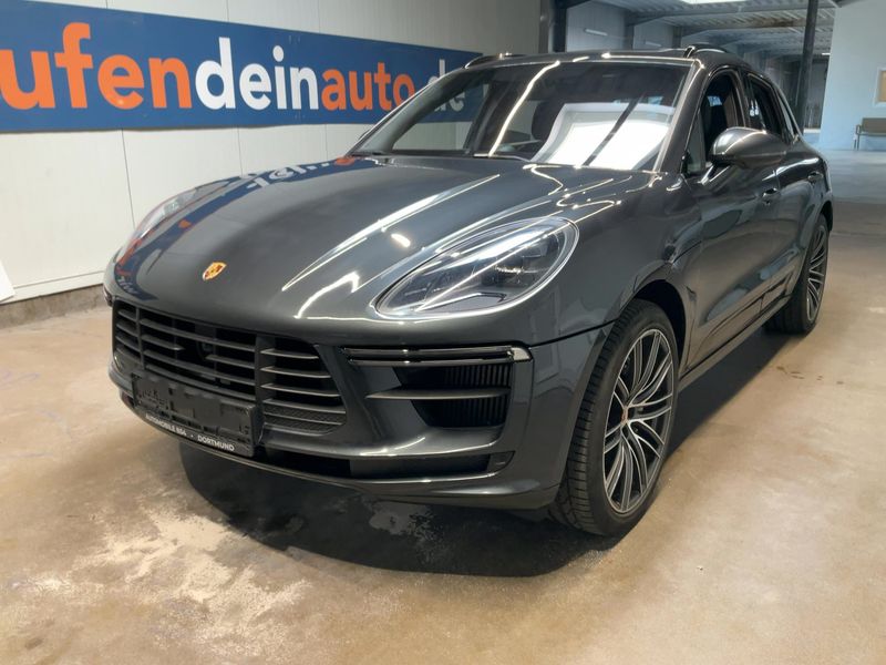 Porsche Macan Turbo — 1/8