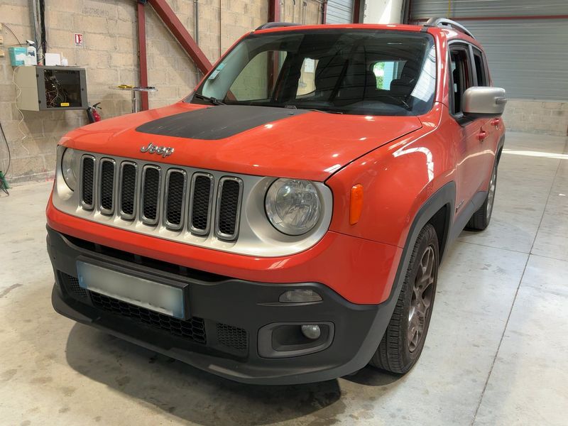 Jeep Renegade 1.4 M-Air — 1/8