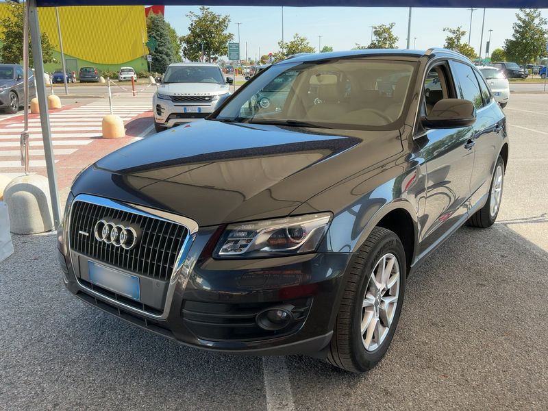 Audi Q5 2.0 TDI — 1/8