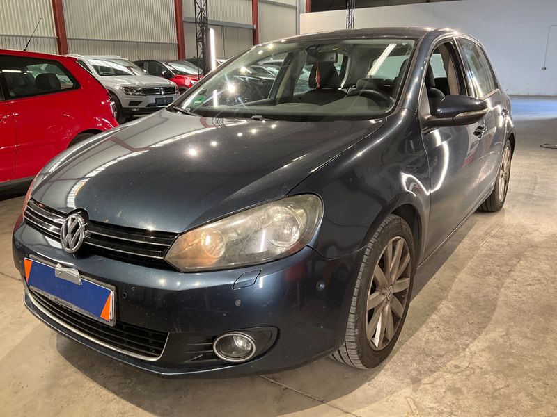 Volkswagen Golf VI 2.0 TDI — 1/8