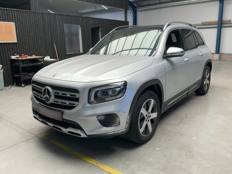 Mercedes-Benz GLB-Klasse GLB 180 d — 1/8