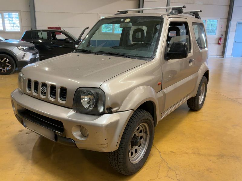 Suzuki Jimny 1.3 — фото 1