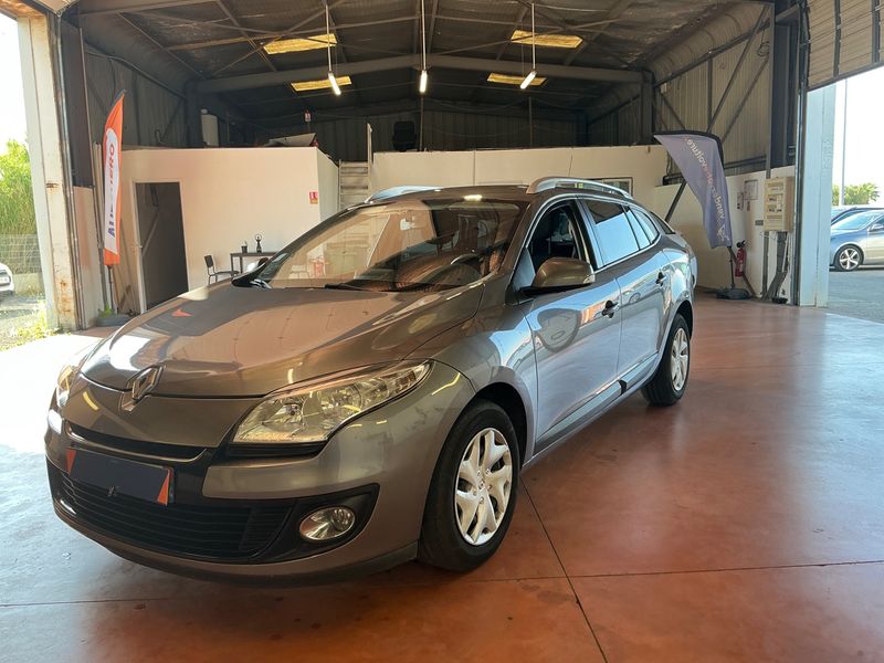 Renault Megane 1.5 dCi — 1/8