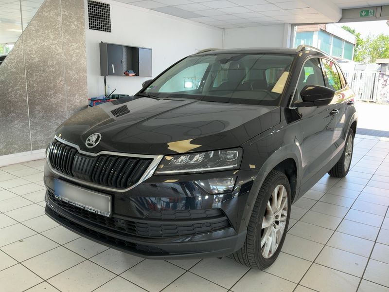 Skoda Karoq 1.5 TSI ACT — 1/8