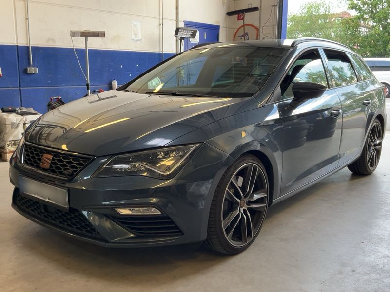 Seat Leon 2.0 TSI — 1/8
