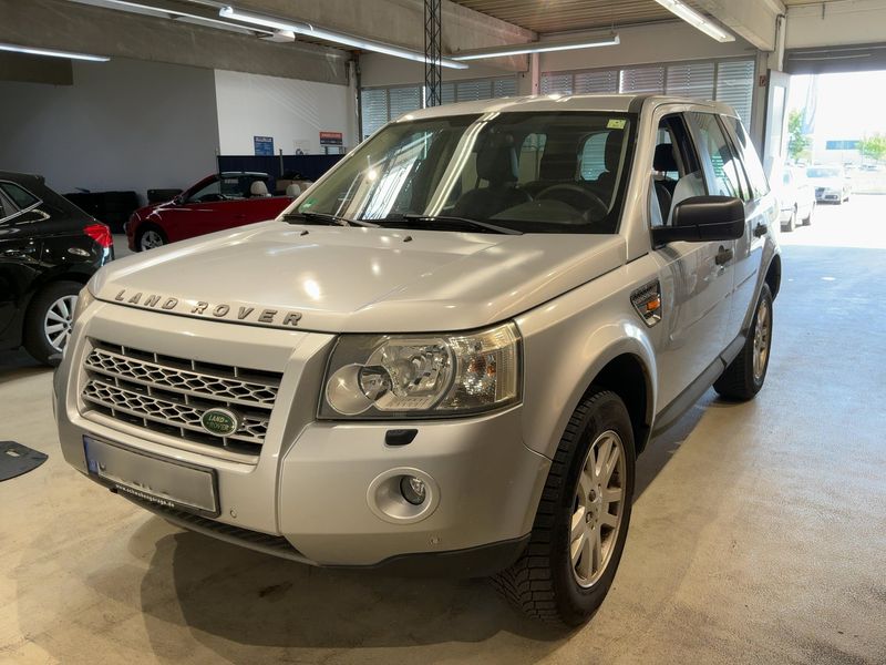 Land Rover Freelander 2.2 Td4 — 1/8