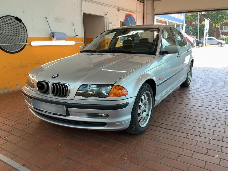 BMW 3er 320i — фото 1
