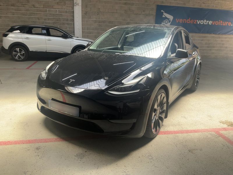 Tesla Model Y Performance Dual AWD — 1/8