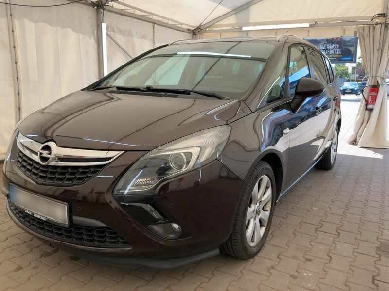 Opel Zafira Tourer 1.4 Turbo — фото 1