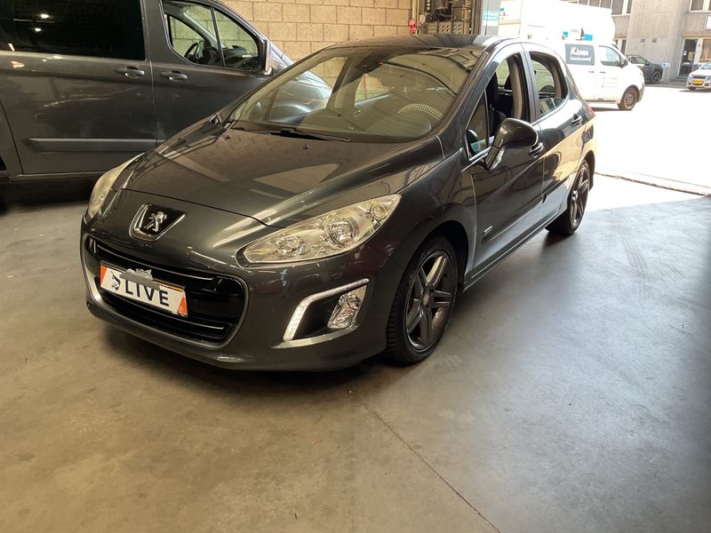 Peugeot 308 1.6 — 1/6