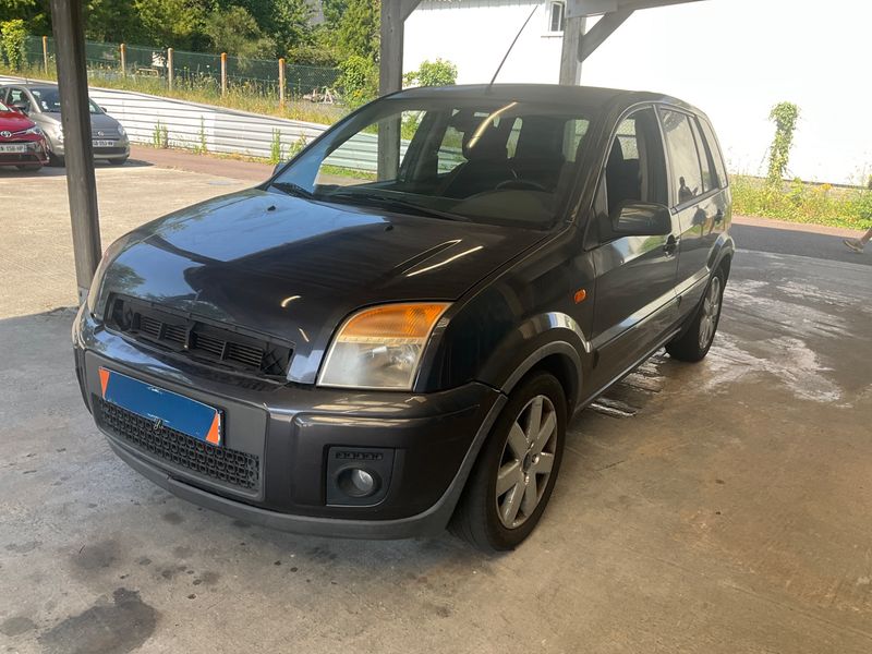 Ford Fusion 1.4 TDCi — фото 1