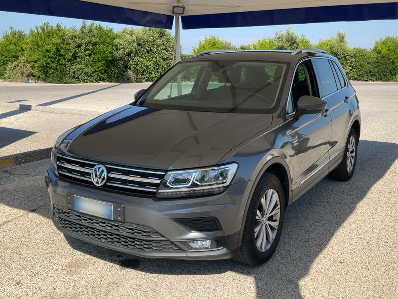 Volkswagen Tiguan 2.0 TDI — 1/8