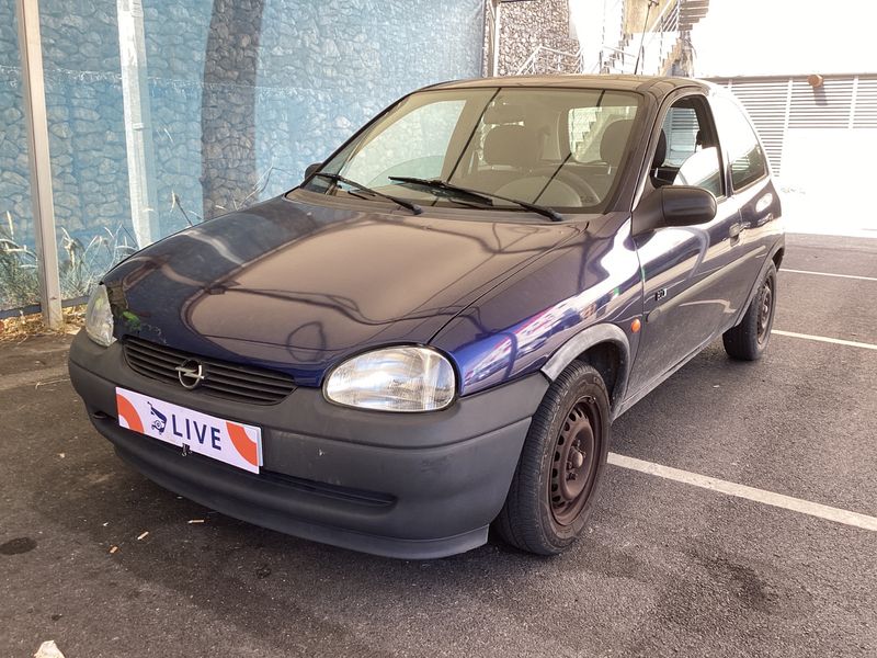 Opel Corsa 1.2 — фото 1