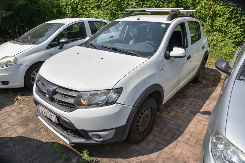 Dacia Sandero 0.9 TCe — 1/8