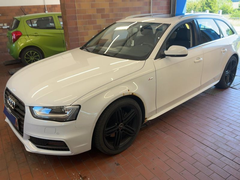 Audi A4 2.0 TDI — 1/8