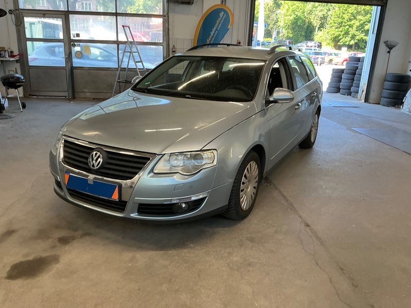 Volkswagen Passat 2.0 TDI — 1/8