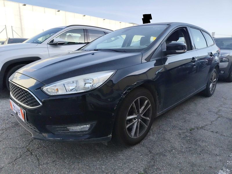 Ford Focus 1.0 EcoBoost — фото 1