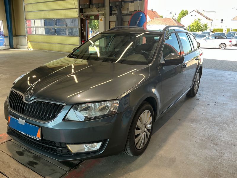 Skoda Octavia 1.4 TSI — 1/8