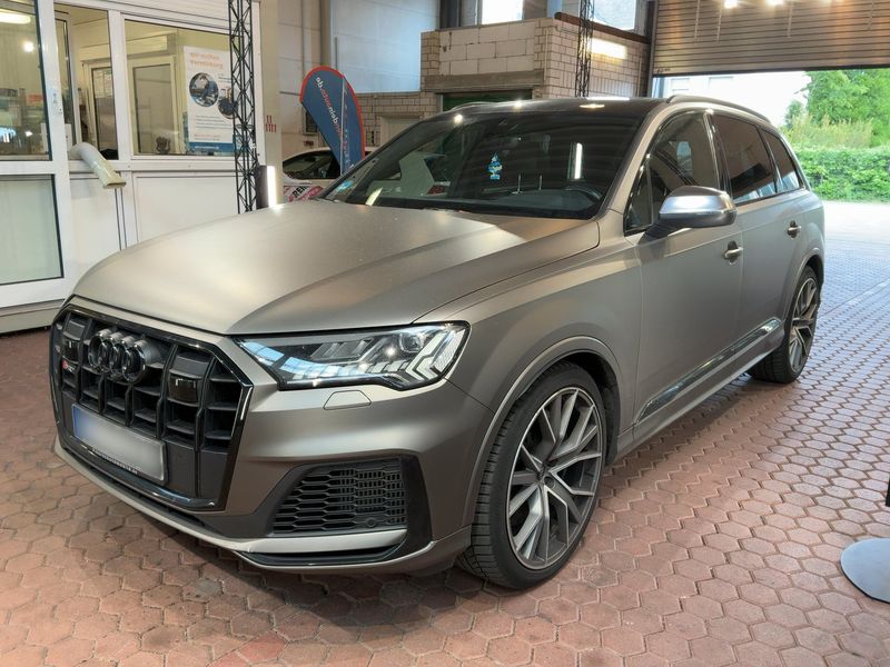 Audi SQ7 4.0 TDI — фото 1