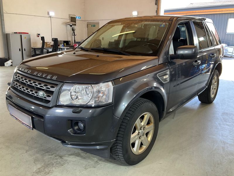 Land Rover Freelander 2.2 Td4 — 1/8