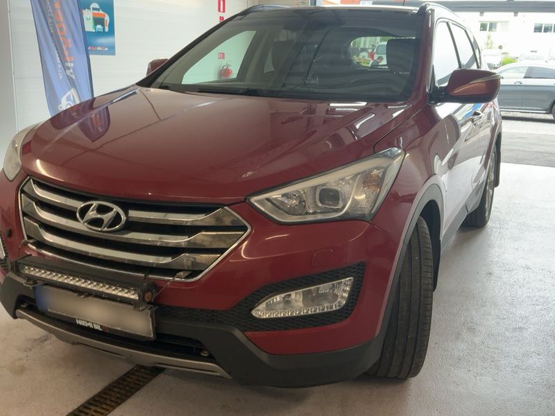 Hyundai Santa Fe 2.2 CRDi — 1/8