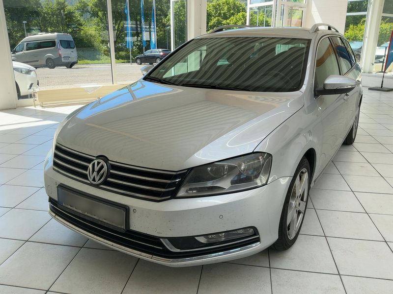 Volkswagen Passat 2.0 TDI — 1/8