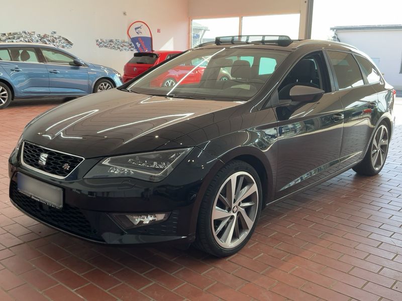 Seat Leon 1.8 TSI — 1/8