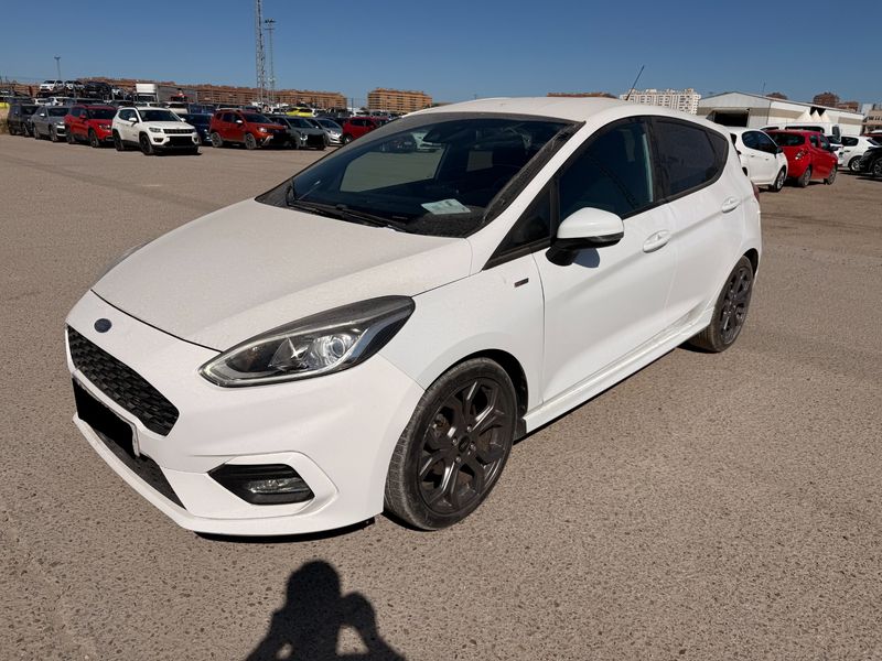 Ford Fiesta 1.0 EcoBoost — фото 1