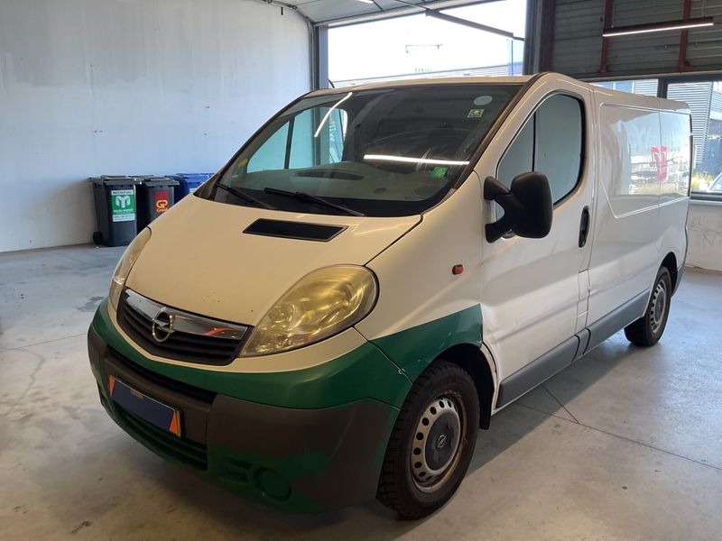 Opel Vivaro 2.0 CDTI — фото 1
