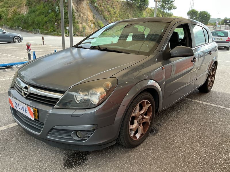 Opel Astra 1.7 CDTI — 1/8