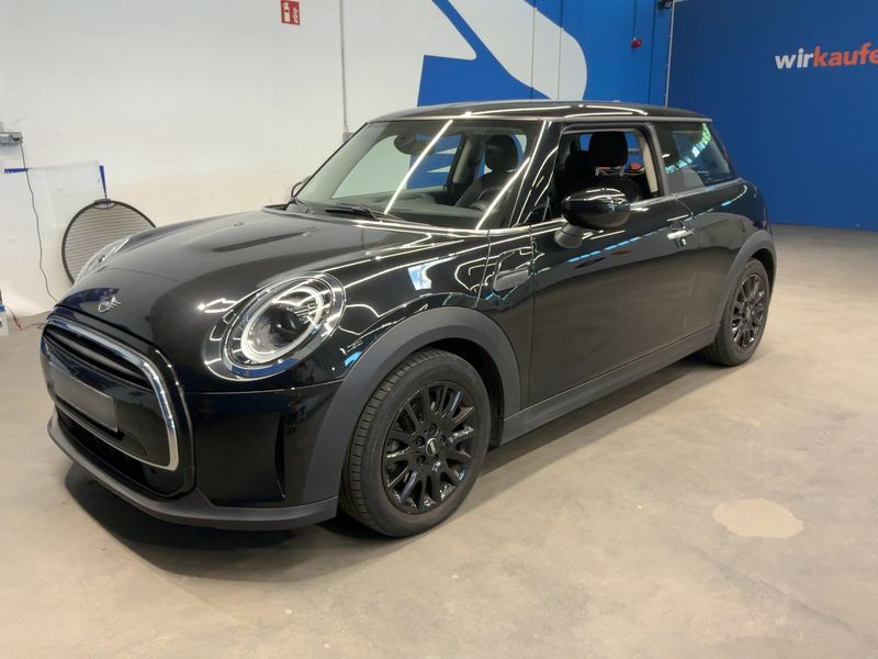 MINI MINI One — 1/8