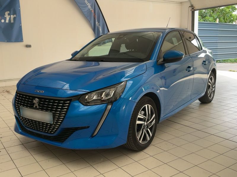 Peugeot 208 1.2 PureTech — 1/8