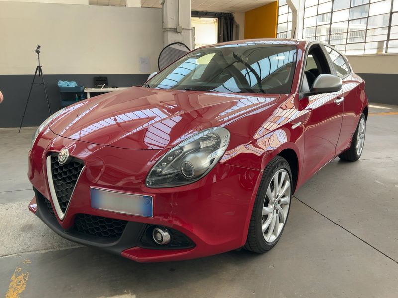 Alfa Romeo Giulietta 1.6 JTD — 1/8