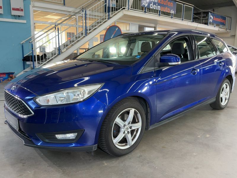 Ford Focus 1.0 EcoBoost — 1/8