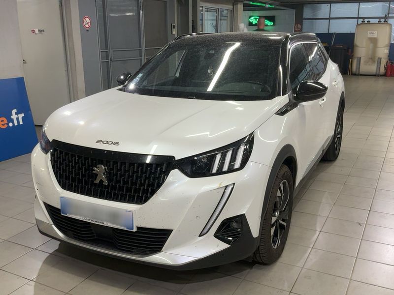 Peugeot 2008 1.2 PureTech — 1/8